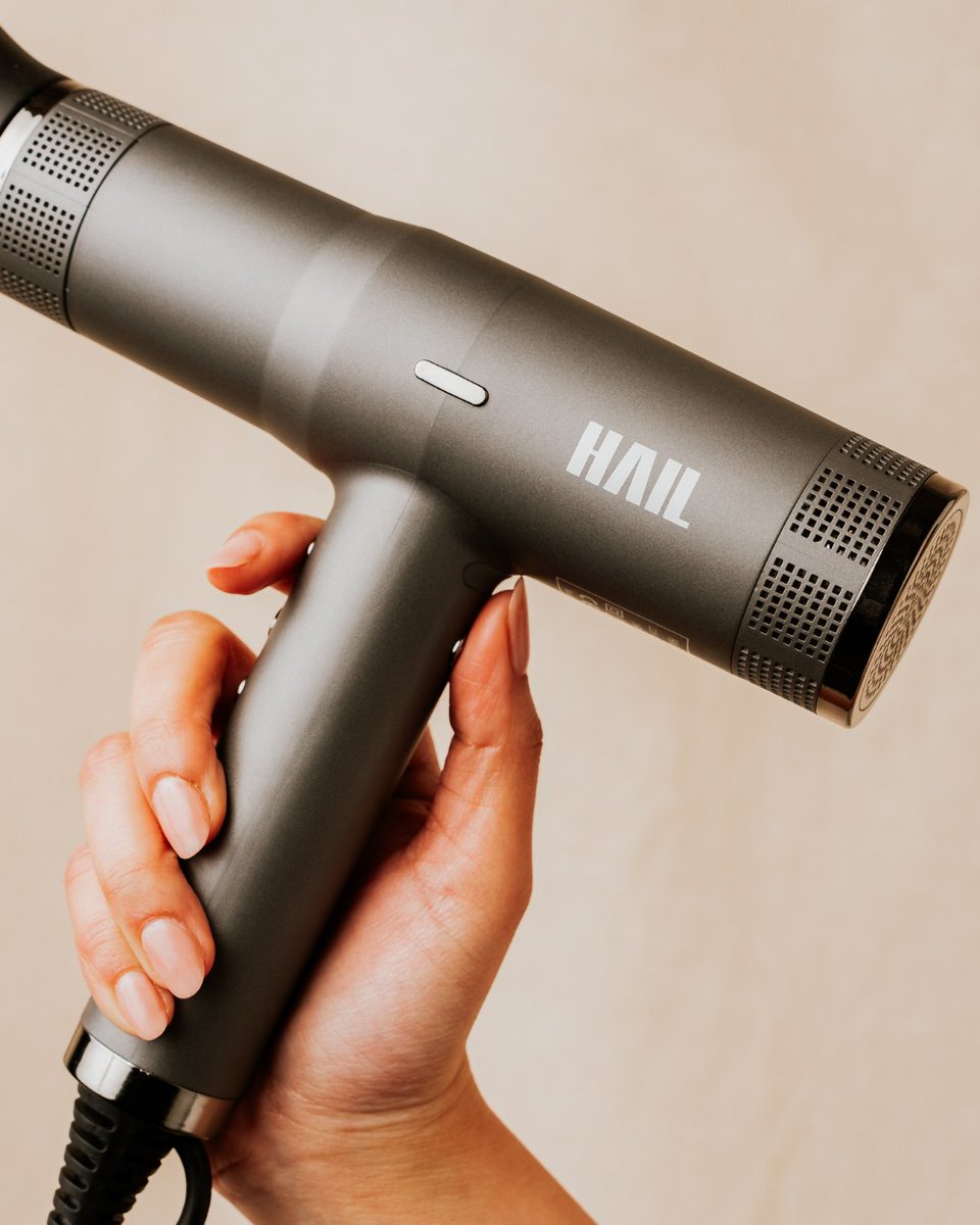 Jetting off on holiday soon? Don't forget your trusty Hail Your Hair Dryer 👼 At only 540g, our hairdryer is light and streamlined without sacrificing power. We also provide travel pouches to keep your dryer and attachments secure. Happy travelling! ✈️ ow.ly/ZTmY50KhUuZ