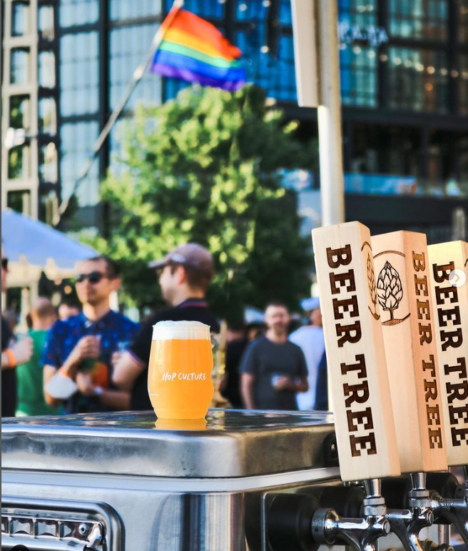hopculturemag's tweet photo. A #HCSwag throwback to the amazing weekend in D.C. last month for our #QueerBeer Festival! These Hop Culture tasting glasses are available on our site!
Shout out to @BeerTreeBrew for snapping this pic. https://t.co/LT7ZHl53LV