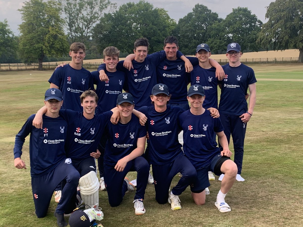 Grange U16s win the Scottish Cup - well played @GrangeCC - wonderful to see so many @edinburghacad players taking the field today