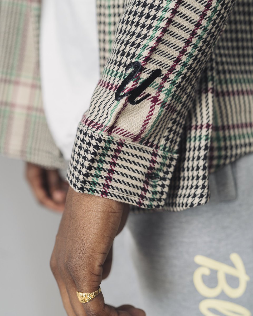 KadeemPrime's tweet photo. Blooming ‘U’ Overshirt ‘Multi Hypnotic’ | Tuesday on https://t.co/p5OvX0wJqv 

Cc: @beyondNORMAL_ @cLOUD_Roamerr https://t.co/ggzzkaopzd