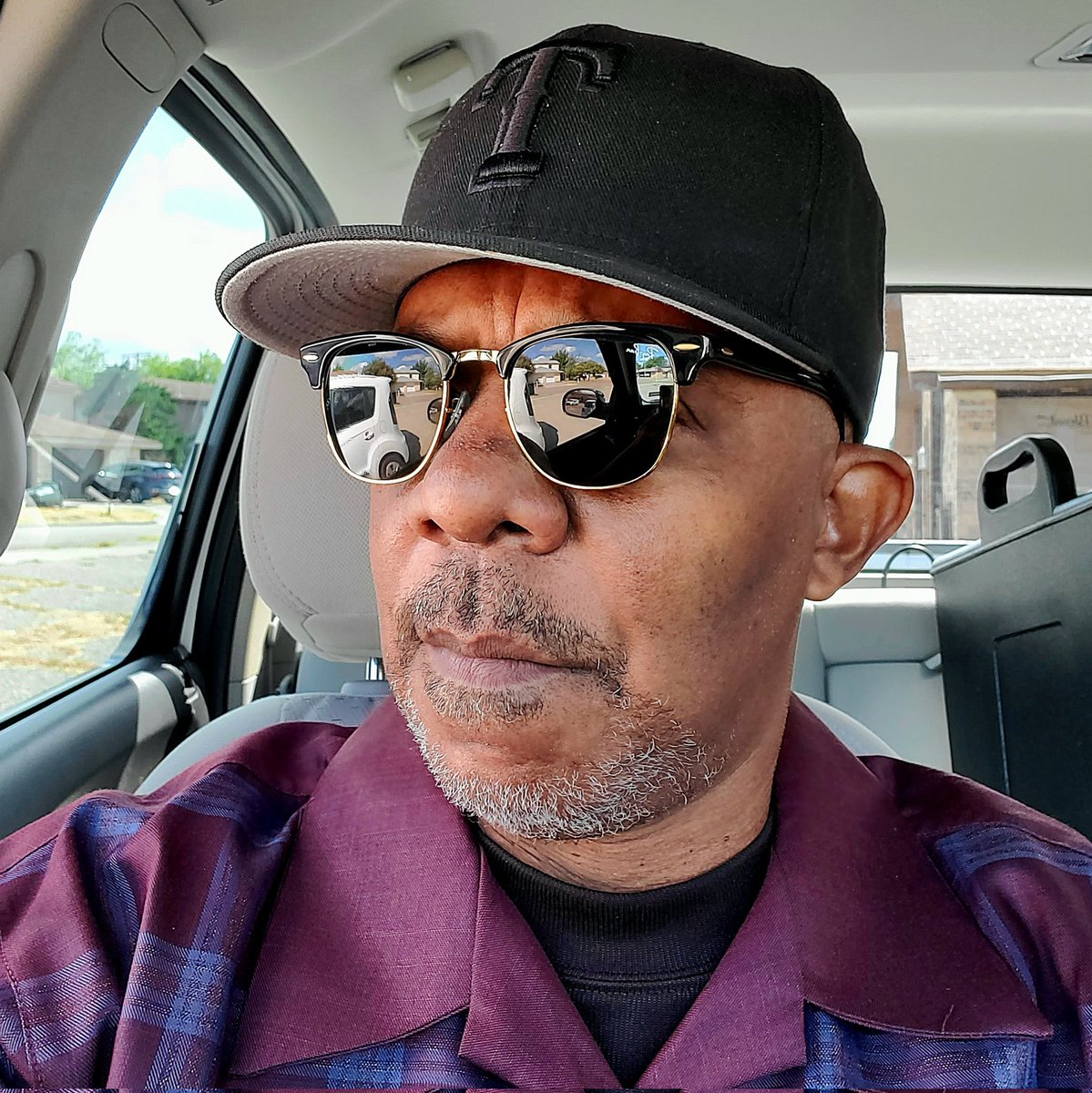 theribboxx's tweet photo. #NewProfilePic https://t.co/4nGCrde170