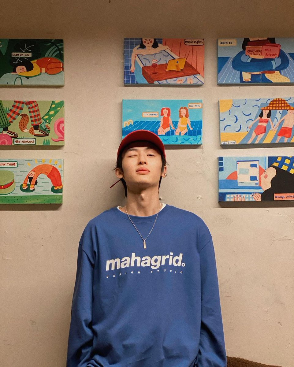 ———— 12:10
08M15D2022Y

on my way to japan with him.