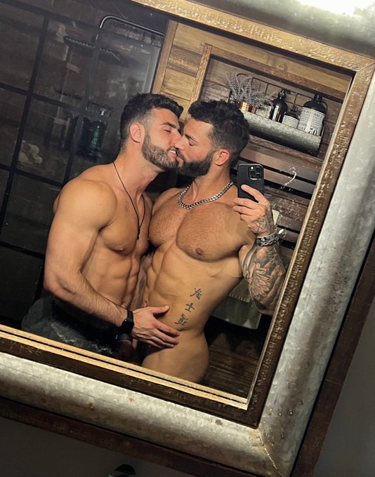 New post with @xavier_rob17  https://t.co/ucs4bAGyBW https://t.co/n8hzQFor6v<a class="tags" href="/tag/xavier_rob17">@xavier_rob17</a><a href="/tag/humpday"class="tags"><span>#humpday</span></a>