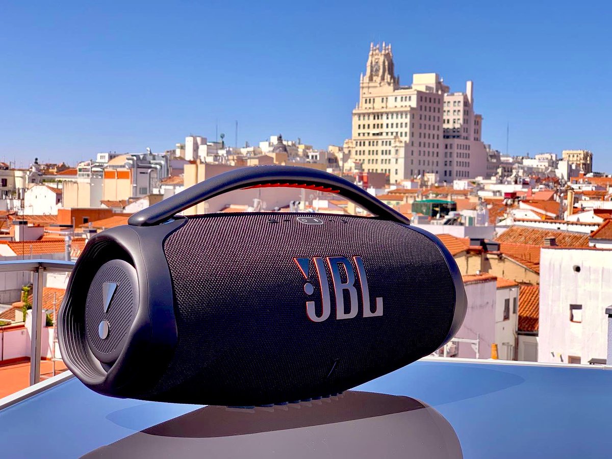 hookedontechno's tweet photo. Boombox Love 🔊🖤 #jblboombox3 #jblxtreme3 #partyboost @JBLaudio https://t.co/6ExbKw7tDg