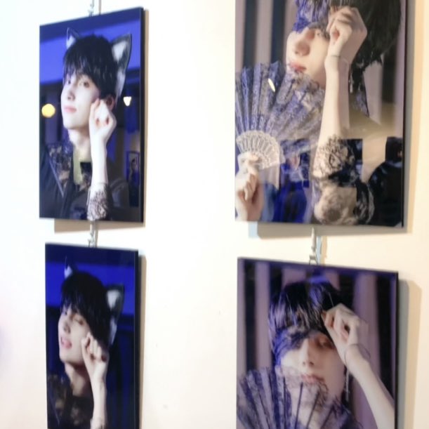 soup_ppp0's tweet photo. 말해뭐해.. 믿고 보는 휴냥이가 도배되어있는데 안 이쁠 수가 😭
전시회가 미쳐씀!! 럭드도 구성 완전 알차고 하나같이 사랑스러웠다 ᰔ

📍 브라운시티 본점
#Our_summer_night_HK 
#여름밤의_기억_휴닝카이 https://t.co/J7obaq53ga
