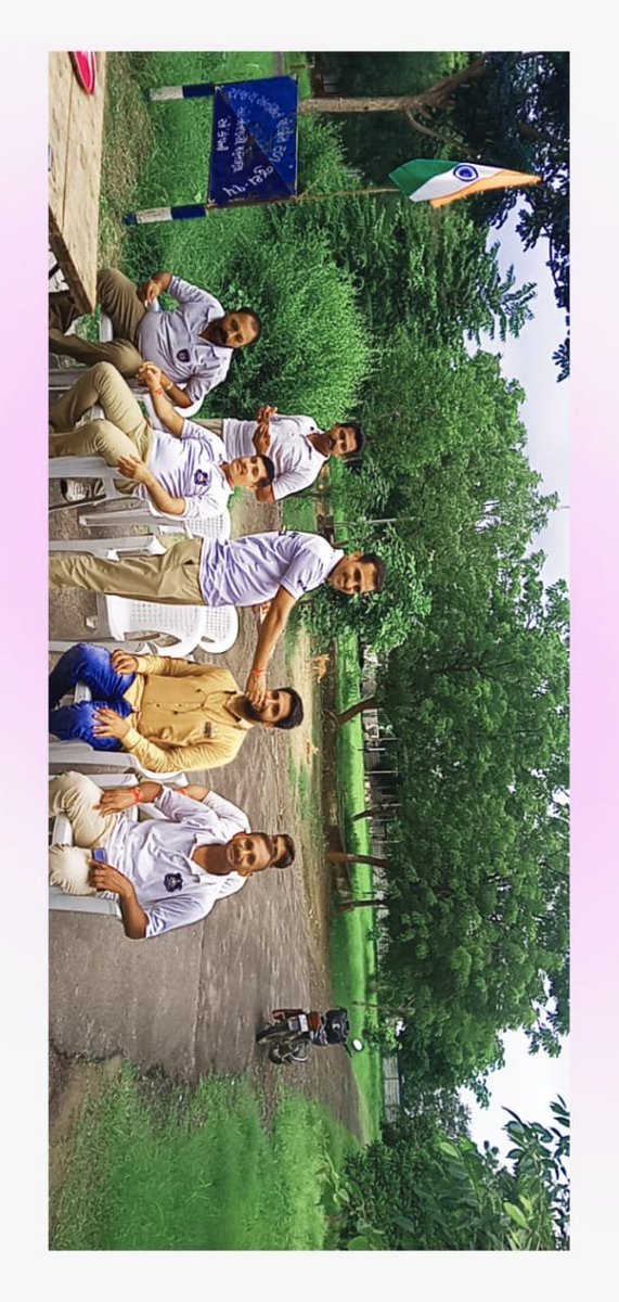 srpf15's tweet photo. સરકાર દ્વારા કરવામાં આવેલ  પગાર વધારો ની જુથ_15 ના જવાનોએ કરી  ઉજવણી https://t.co/EaJrIu7vw4