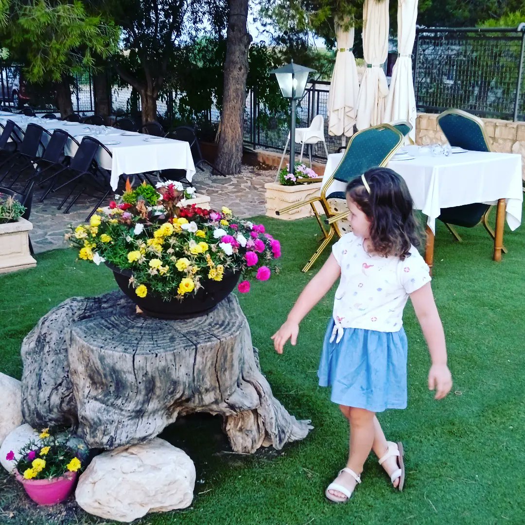 INMABOLUDA's tweet photo. No te quiero perfecta, te quiero real...
Como eres, así, sin más...
Única...
#midany❤️ #fotosdelverano #elmiradordegebas #julio #escapadaparadescansar #unica https://t.co/47rnBNh13y