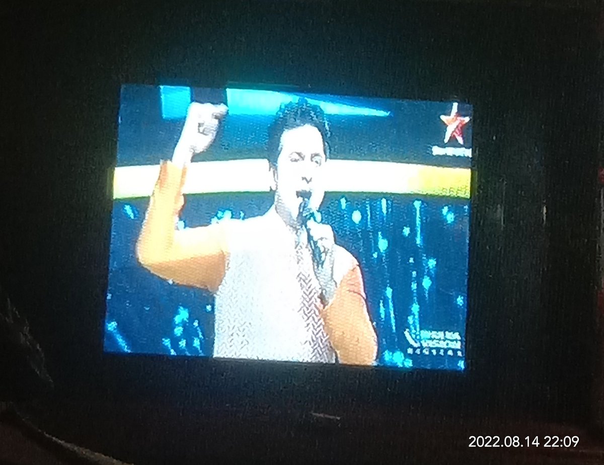 TrishaShill's tweet photo. Awwwwwwwwww so sweet❤santi pai tmk ektu khani dekhleo❤😭😭
Now i saw this👀👀👀
#ddjs3 specially my Dev's Show🥰🥰🥰 @idevadhikari @StarJalsha_ @DEV_PvtLtd https://t.co/tn1i2FwIGZ