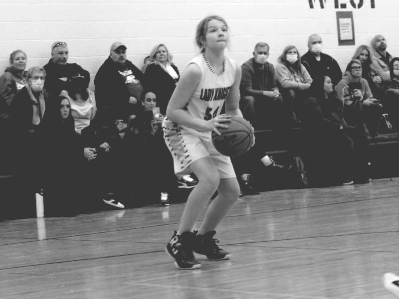 jlknights's tweet photo. Open Gyms again today at Alter in the Petro!  Coach Peck and Coach Cole are hosting this evening!  Only two more remaining for the summer!

2nd - 4th Grade 6:00 - 7:00
5th - 8th Grade 6:30 - 8:00 https://t.co/T7UpJjSPK2