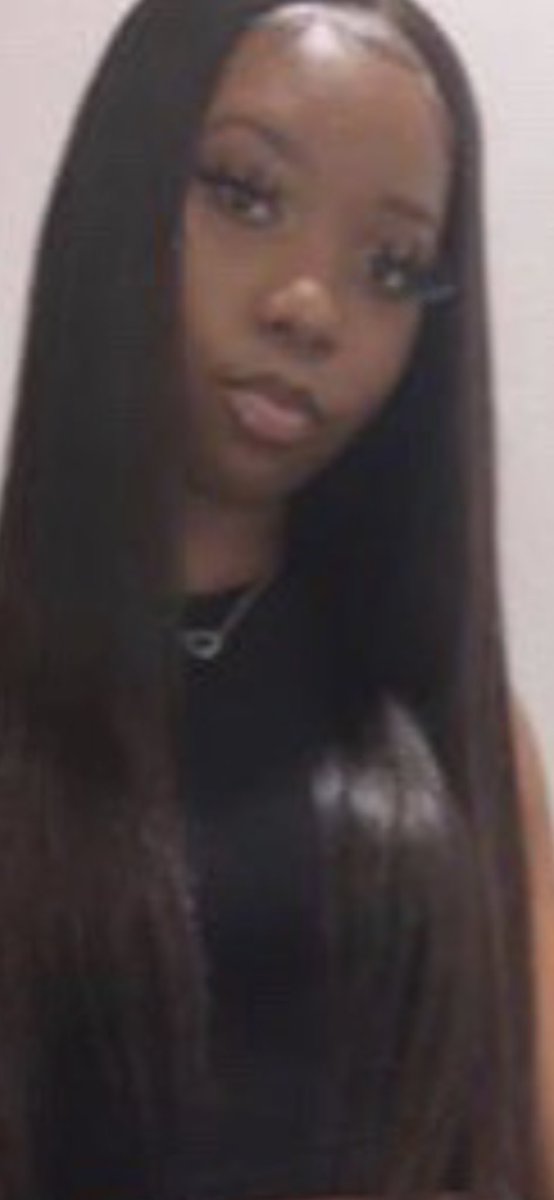 lhfirm's tweet photo. TEEN KILLED: 19-year-old Tacara Tunstall was shot to death in the overnight hours in the 1800 West 78th, Auburn/Gresham neighborhood, South Side on August 14, 2022. Four others teens were wounded. Seen/heard anything tip at https://t.co/25lna6MWeL. Our condolences. https://t.co/9gFnvCiSGg