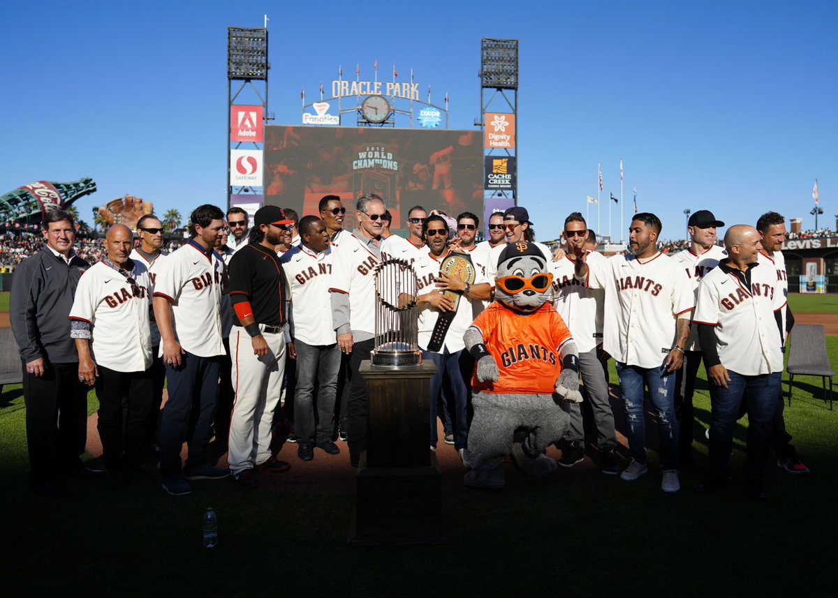 LouSeal01's tweet photo. Yesterday’s 2012 WS Reunion was amazing! I absolutely love those guys! So good to see everyone that was able to be there! @SFGiants #WeAreTheChampions https://t.co/AwsNFThhpW