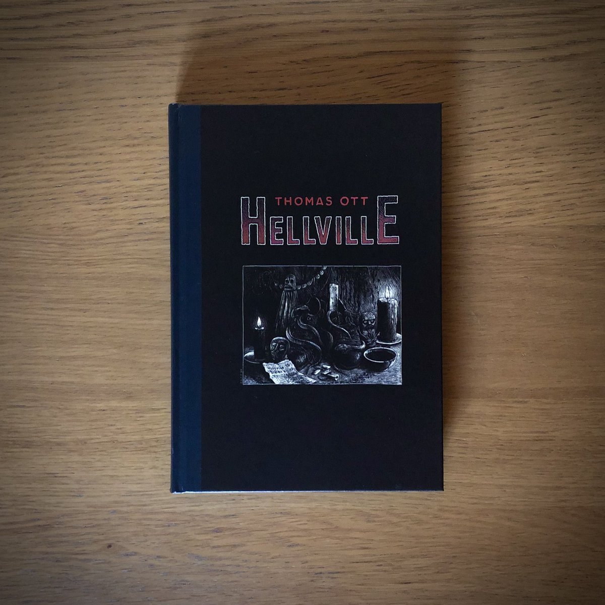 _davidtr_'s tweet photo. 226. Hellville. Thomas Ott. Ediciones La Cúpula. 2013. @ThomasOtt_TOTT @LaCupulaComic #Hellville #ThomasOtt #LaCupula #EdicionesLaCupula #comics #comicbook #fanzines #ilustracion #illustration #nº226 #14Agosto #14August #Año2022 #Year2022 #davidtr https://t.co/34hrJXK3eV