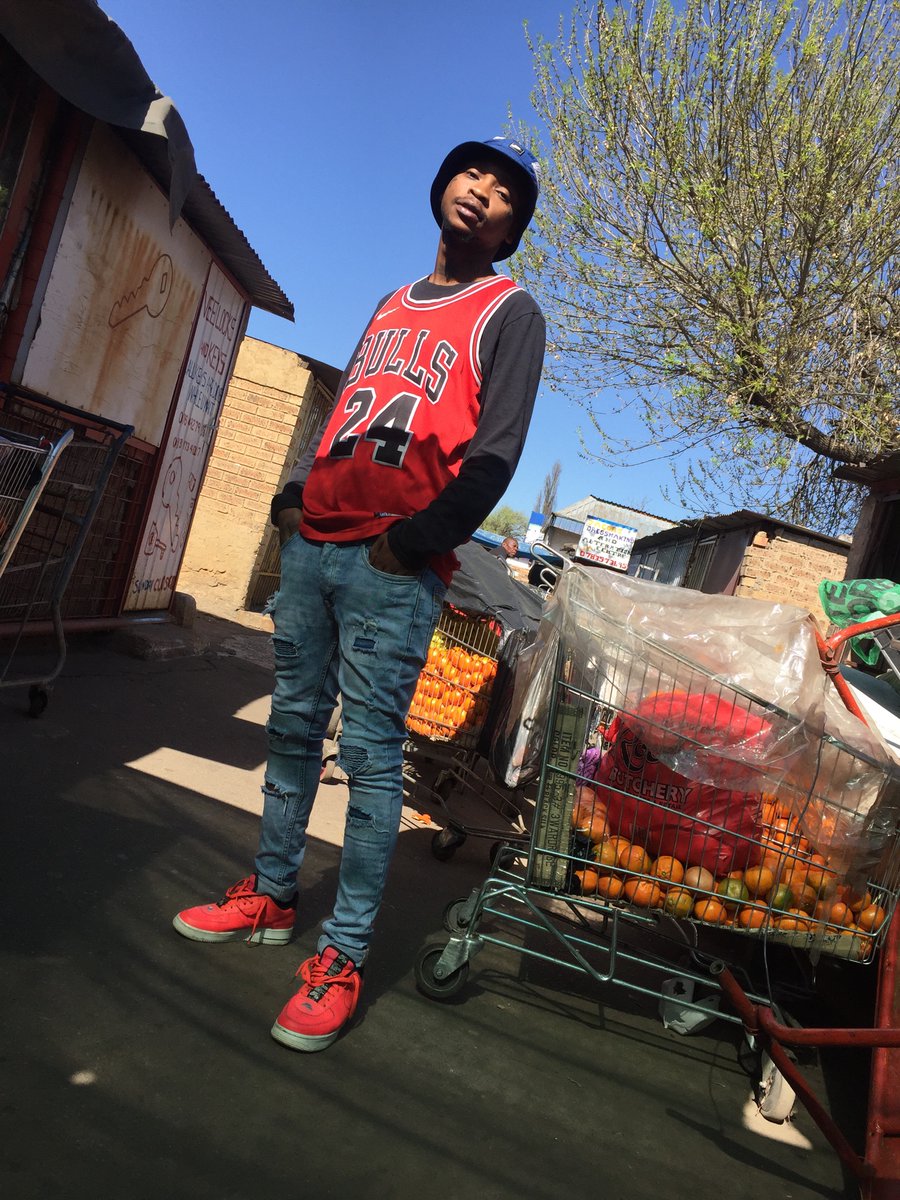 blessbling_live's tweet photo. Makazana 📍 https://t.co/sJG2IXJfuY