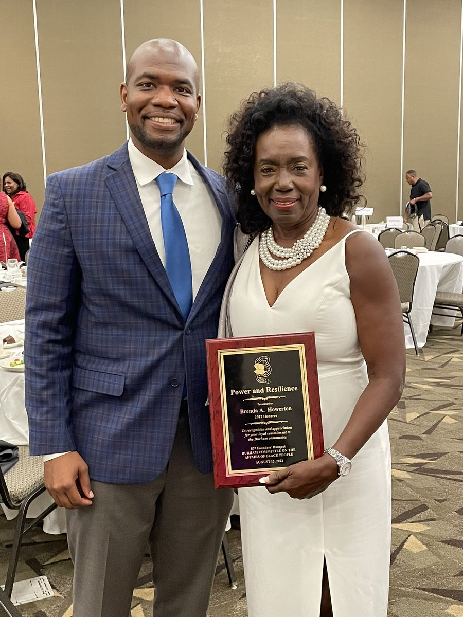 AllenBuansi's tweet photo. Last night, it was wonderful celebrating 87 years of @DCABP_35 @BrendaHowerton &amp; other honorees. Thanks to @DeJuanaT for her inspirational message about the power of truth and the role every person must take in the struggle for women’s rights, safety, democracy &amp; our environment! https://t.co/ydEC4xArsr
