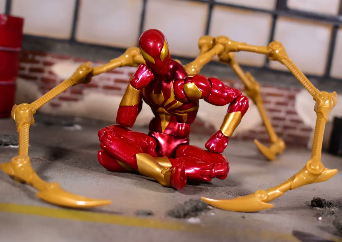 erivera94's tweet photo. Hope everyone is having a great Sunday!

#sundayfunday #sunday #sundayvibes #spiderman #spidermanhasbro #ironspider #marvellegendsseries #marvellegendscommunity #marvellegends #marvellegendscollector #ml #mlcollection #mlcollector #hasbro #hasbromarvellegends #hasbrotoypic https://t.co/Cm1AjUrMNo