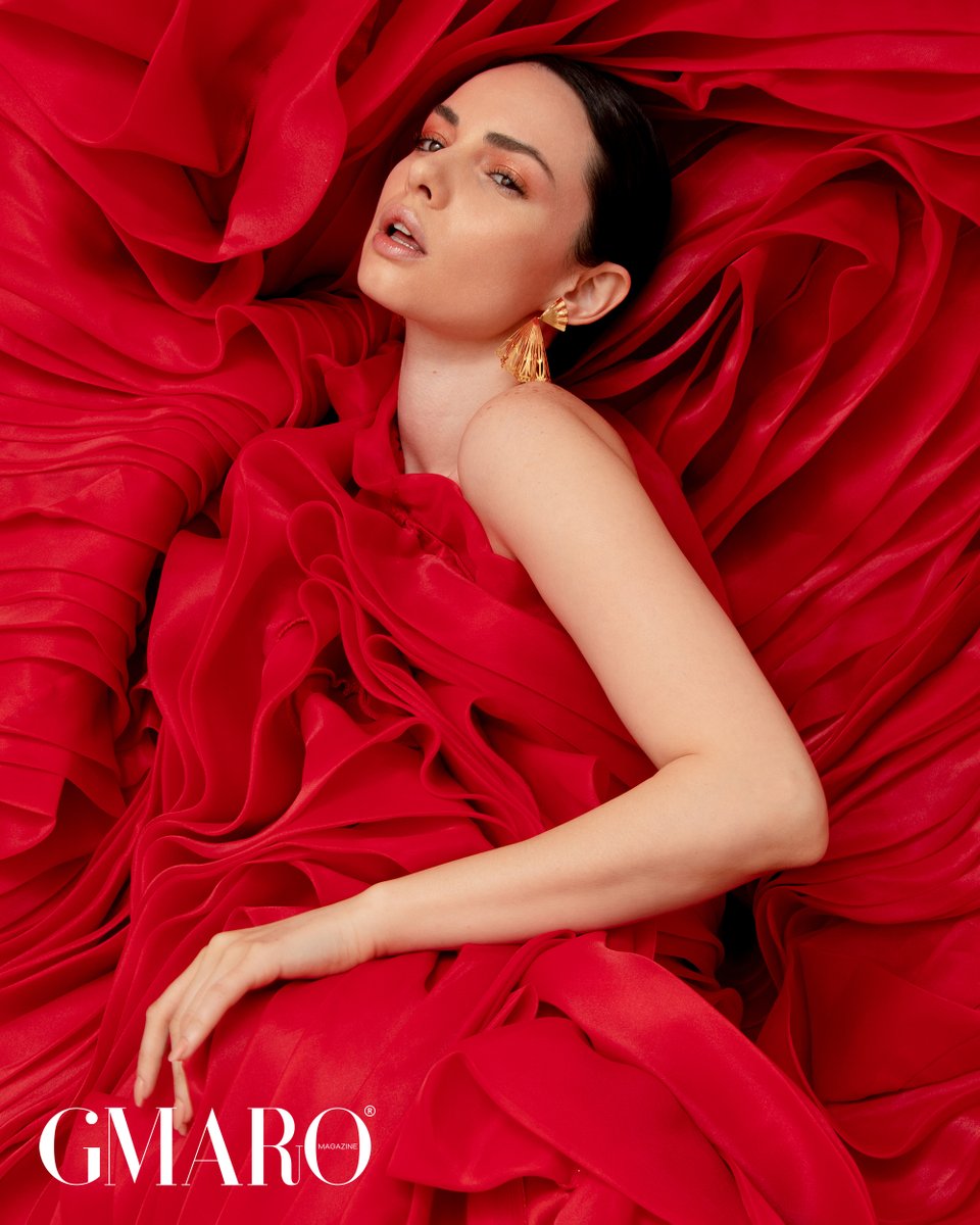 GMARO Magazine November 2021 Issue

Photographer - BERNARDO LOZANO 
Model - PAULINA BURROLA / BOGA MODELS 
Makeup Artist - MITZI CARBAJAL
Hair Stylist - MITZI CARBAJAL
Fashion Showroom - OPHELIA SHOWROOM
Wardrobe Stylist - MITZI CARBAJAL
Retoucher - BERNARDO LOZANO

#GMARO