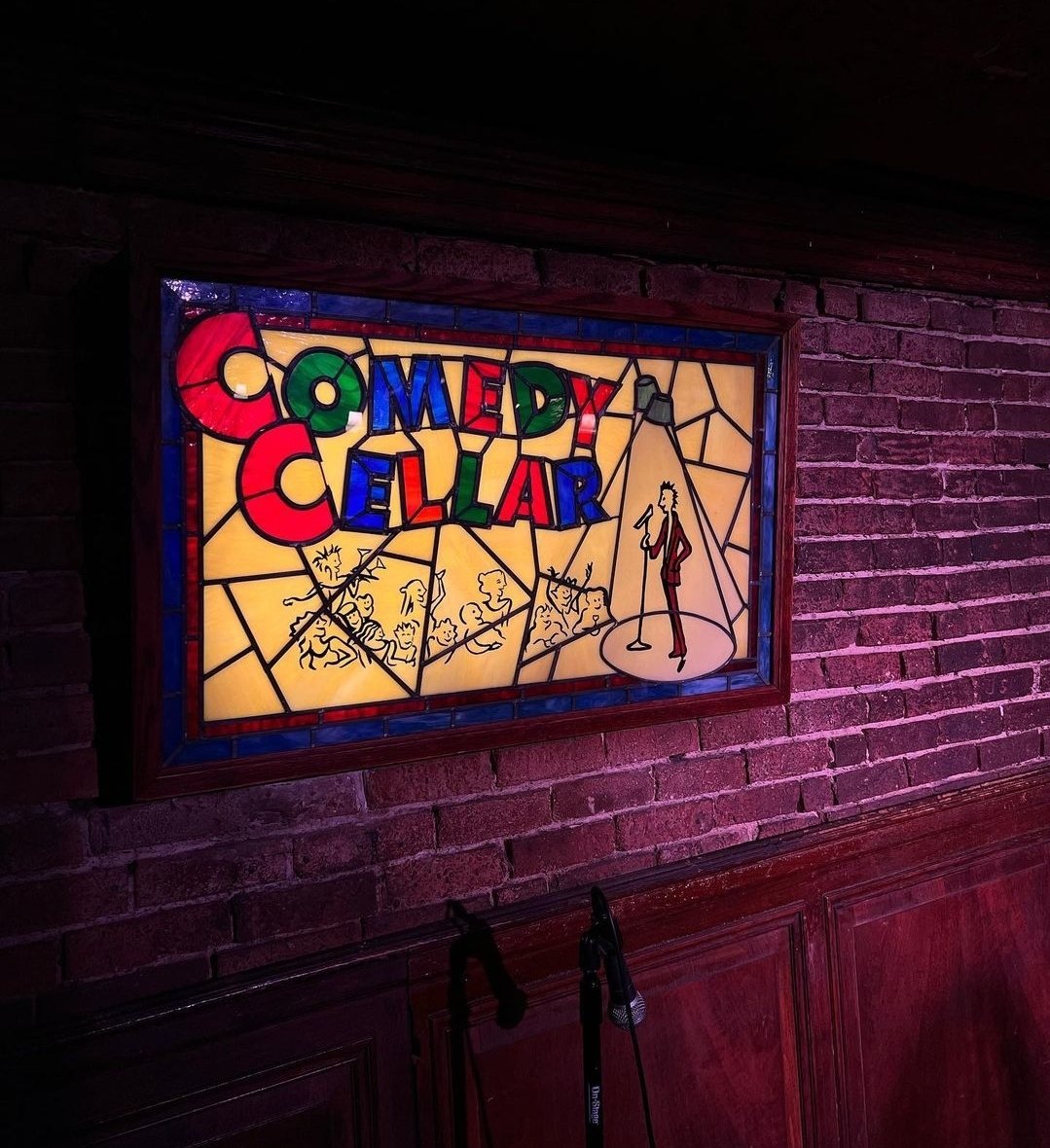 SideHODL's tweet photo. caught Dave Attell last night @ComedyCellarUSA. He just keeps getting better. Haven't laughed that hard in a while.

#comedy #comedycellar #DaveAttel https://t.co/xSFSbxUPwO