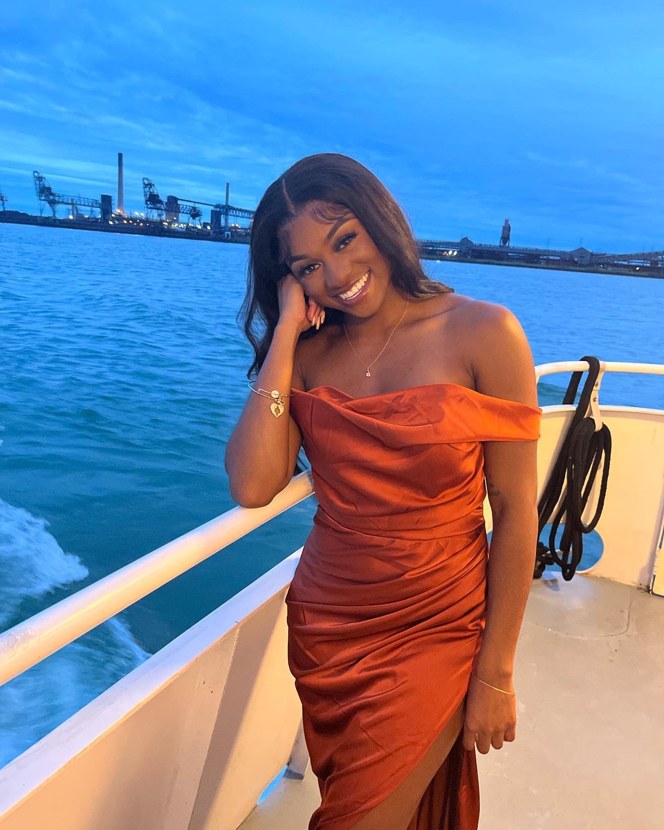 Jada_tiarah's tweet photo. Real Life Barbie Doll💋
08•13•2022 https://t.co/lzvzy6S9Dc
