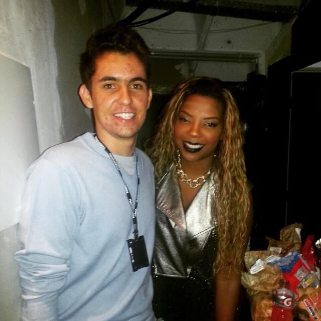 meninodepains's tweet photo. Vem #numanice
@Ludmilla to te esperando para refazermos nossa foto, 10 anos depois https://t.co/21juBAU6aJ