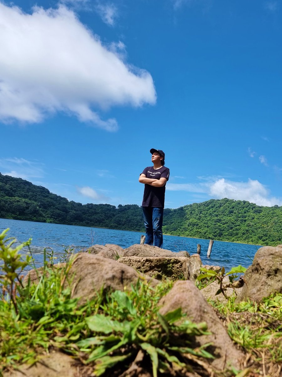 EdduinArrue's tweet photo. Emprendamos viajes extraordinarios para elaborar historias que conmuevan a los espectadores.

Frase Edduin Arrué @edduinarrue 

#guatemala🇬🇹 #ipala #nature #poet #poetist #phrase #quote #landscape #fotografia #travel #traveler #artist #influencer #writter #keepstrong  #adeventure https://t.co/2ffBPQWHku