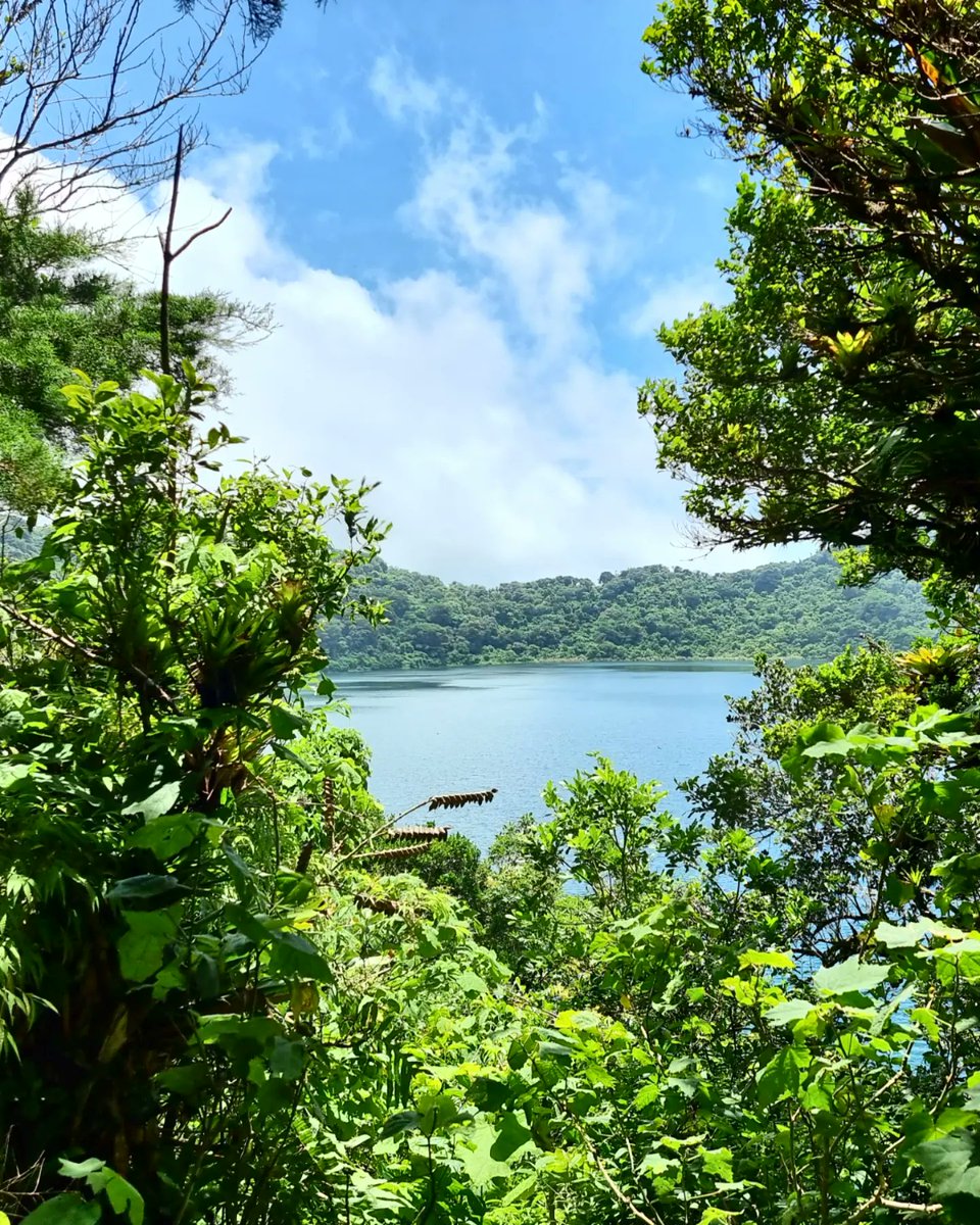 EdduinArrue's tweet photo. Emprendamos viajes extraordinarios para elaborar historias que conmuevan a los espectadores.

Frase Edduin Arrué @edduinarrue 

#guatemala🇬🇹 #ipala #nature #poet #poetist #phrase #quote #landscape #fotografia #travel #traveler #artist #influencer #writter #keepstrong  #adeventure https://t.co/2ffBPQWHku