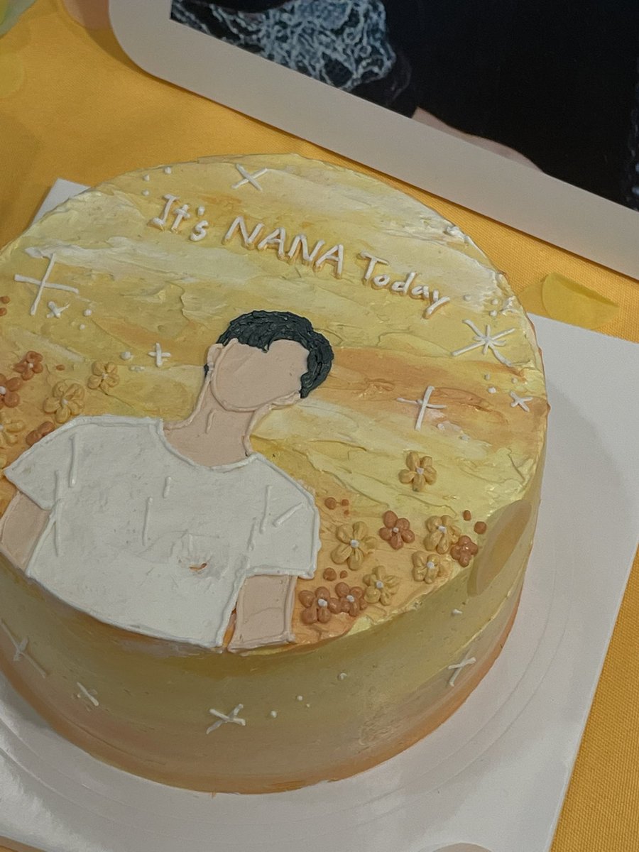 JYA_9811's tweet photo. 📌크리미무드

카페 내부 너무너무 이쁨🌼 사람이 많을 때 가서 좀 정신없이 구경해서 살짝 아쉽지만 재민이가 좋아하는 노란색 천지💛 카페 내부에 있던 인생세컷도 찰칵📸

#Its_NANA_today https://t.co/4jOYcg2vyG