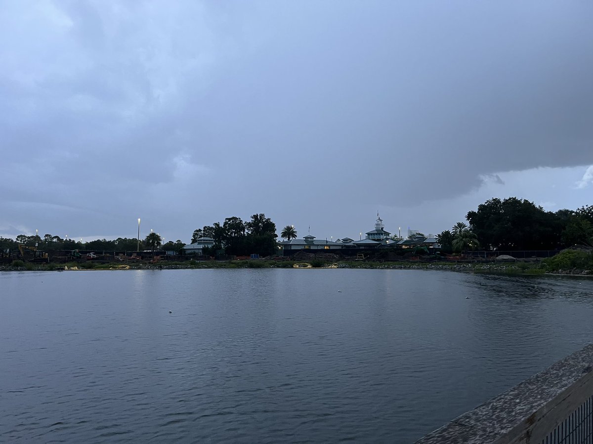 RackyRackstar's tweet photo. I was at @SeaWorld and I can see the hotel that Megaplex 2023 will be at! https://t.co/7w2QMIqGrq