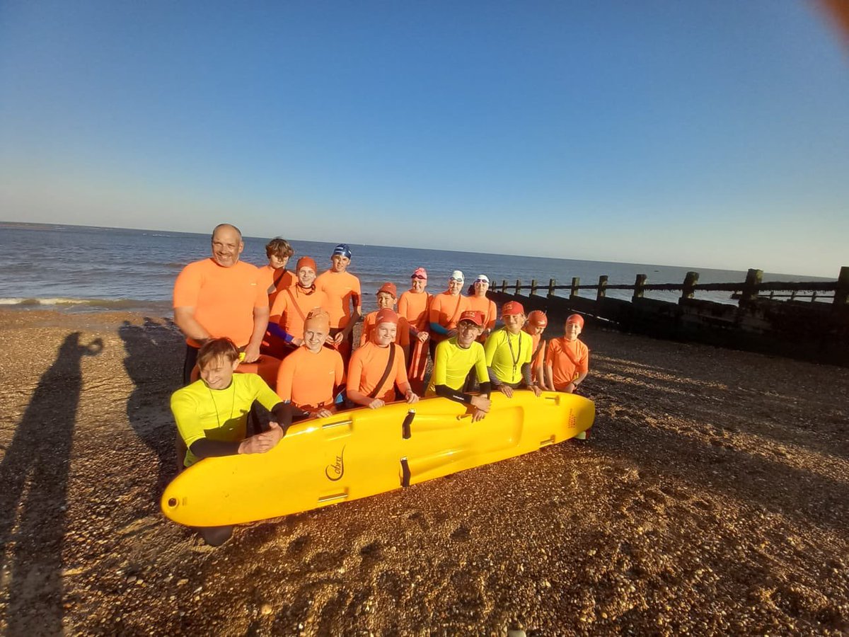 ipswichLSC's tweet photo. More #lifesaving for our club with #OpenWater training at #Felixstowe #Suffolk Fri evening
With so many tragic drowning incidents recently, we feel it is so important to provide #watersafety training
This #education will help these youngsters now and into adulthood to keep #safe https://t.co/69X0KXCnUd