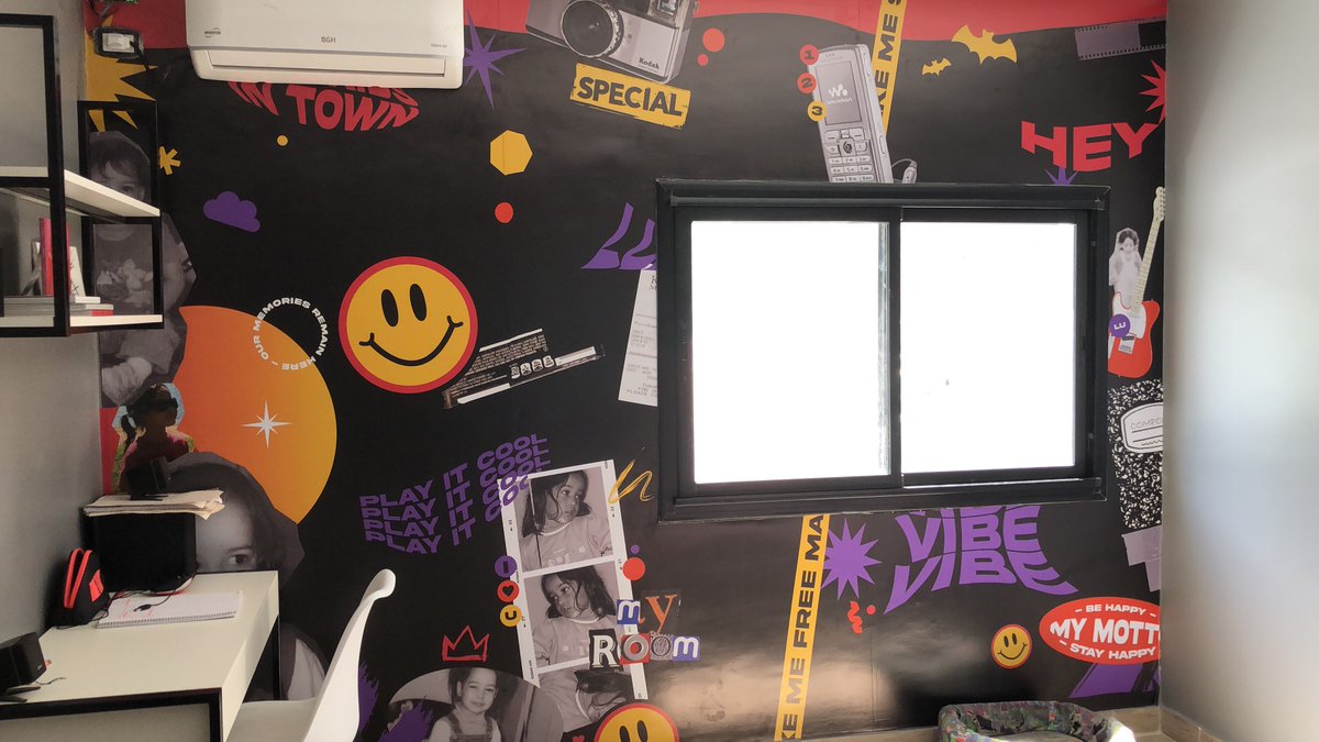 M1N10K's tweet photo. @danielhowell i dont have any picture of my room’s decor and its a mess rn so i cant take one but look! i have a wall with pictures of me as a baby <3 https://t.co/hwWR38Y4To