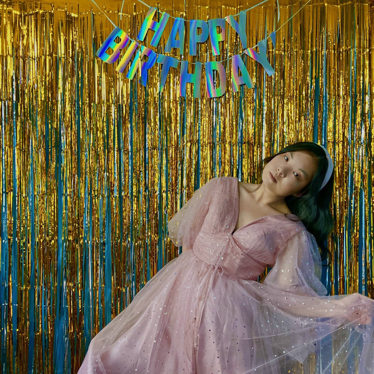 joycescookie's tweet photo. “Dress up as your favorite music artist” birthday bash as my queen @mxmtoon a success 🥳 https://t.co/lUuk0qBXQj