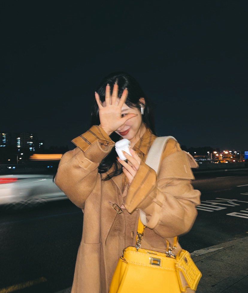 Fiorellamancini's tweet photo. 𝐿𝑒 𝑠𝑡𝑒𝑙𝑙𝑒 𝑛𝑜𝑛 𝑝𝑜𝑠𝑠𝑜𝑛𝑜 𝑑𝑜𝑚𝑖𝑛𝑎𝑟𝑒 𝑖𝑙 𝑚𝑖𝑜 𝑐𝑎𝑚𝑚𝑖𝑛𝑜.                      #writtenintheztar https://t.co/9i6j5bSKNY