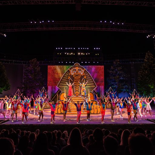 Forget Amazing. It's Awesome. @TheMuny's 2022 finale of #JosephandtheAmazingTechnicolorDreamcoat is a spectacular that will have you jumping in your seat. Bravo for to @TheMuny for shaking up this classic that deserves its standing ovation.