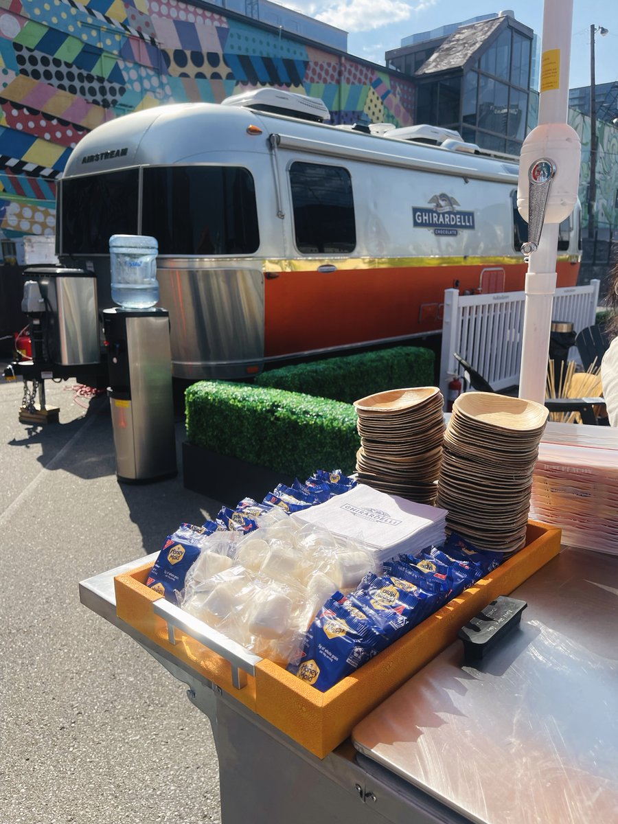 Airstream_Inc's tweet photo. Ghirardelli S’mores x Airstream: A legendary duo for the summer camping season. https://t.co/4bKWZwuZqz