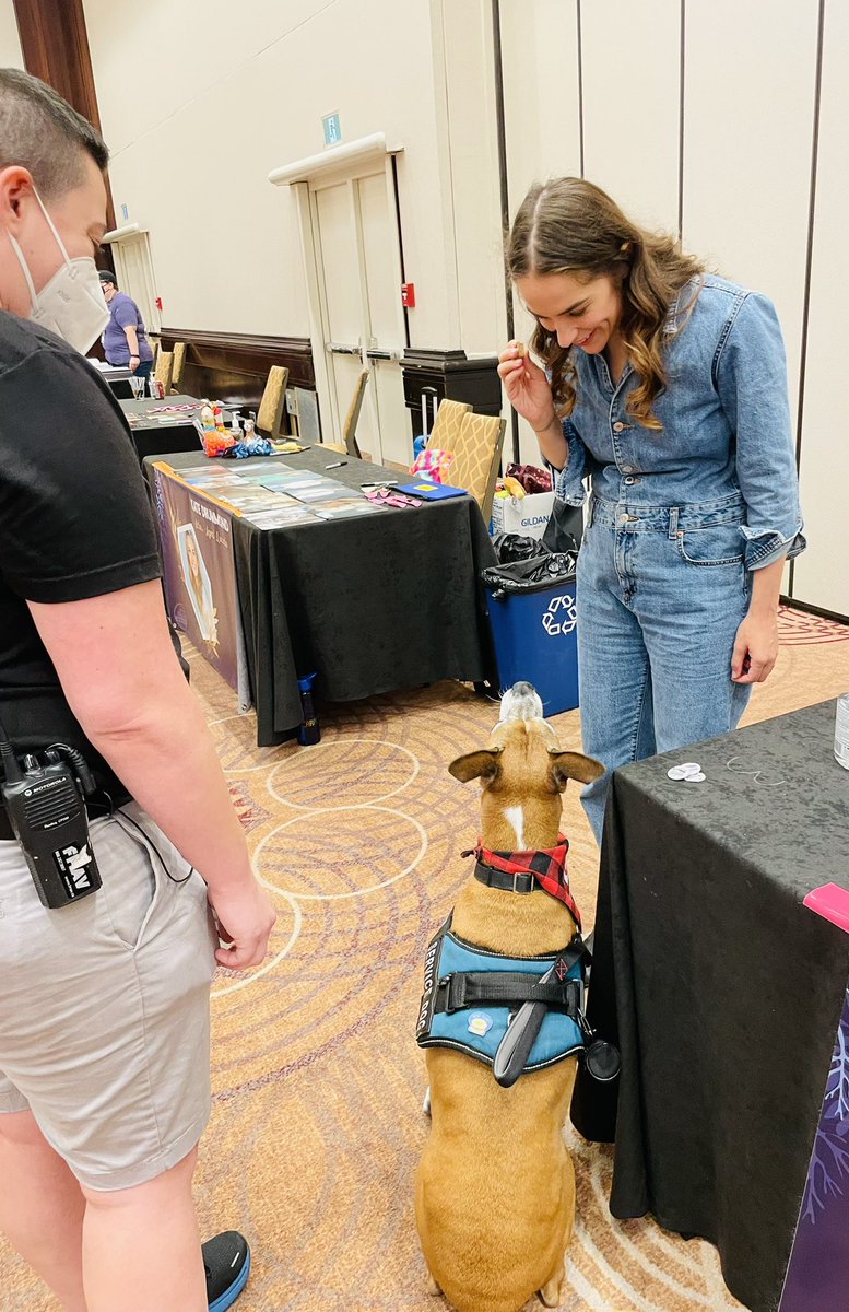 SirRedkin3's tweet photo. Finally got to see my best friend again 🥺❤️ I love floor time with @MelanieScrofano ❤️ #EHCon2022 https://t.co/rayETPJNbf