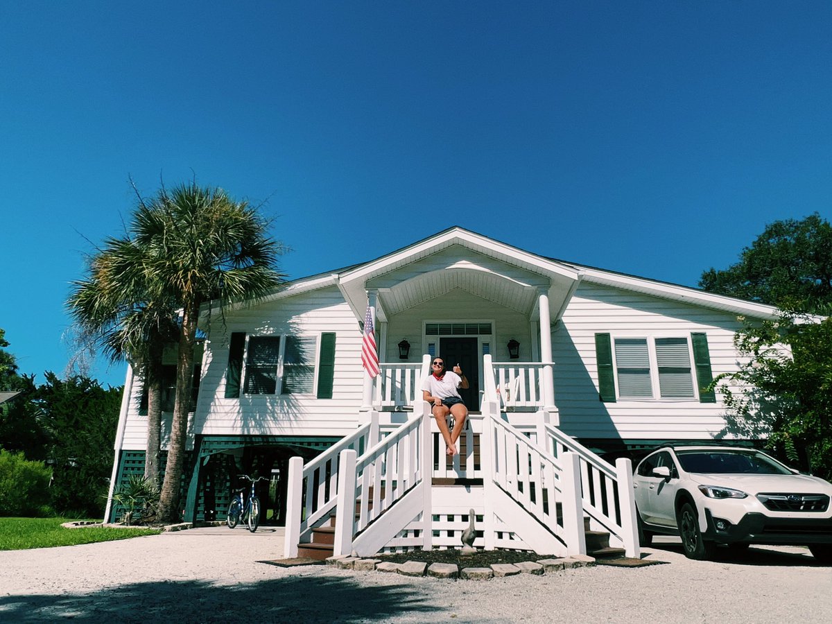 Merrit Jones tweet media