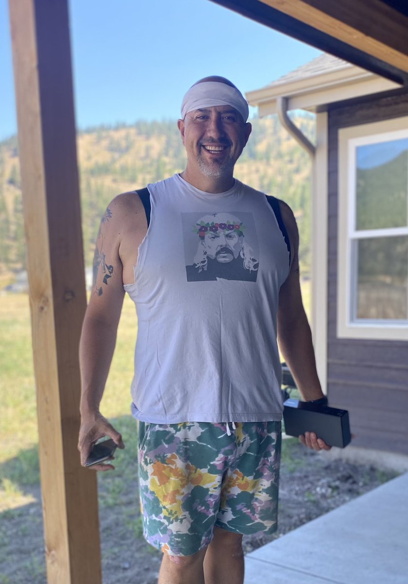 MontanaBasque's tweet photo. First day away from Summer Work
Lots of;
rocks to be picked
Soil to be spread
Nap weed to kill
Holes to be dug
Yardwork Playlist
Orville Peck
Nathaniel Rateliff
Don Williams
Vicente Fernandez
#Yardwork #RocksRocksRocks #Napweed #TwoWeeksUntilSchool https://t.co/TLgLFZjYLo
