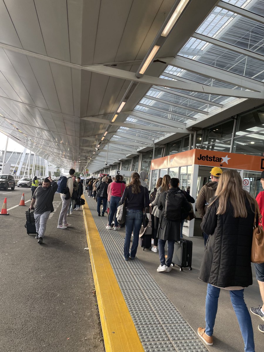 Jon Sutton tweet media