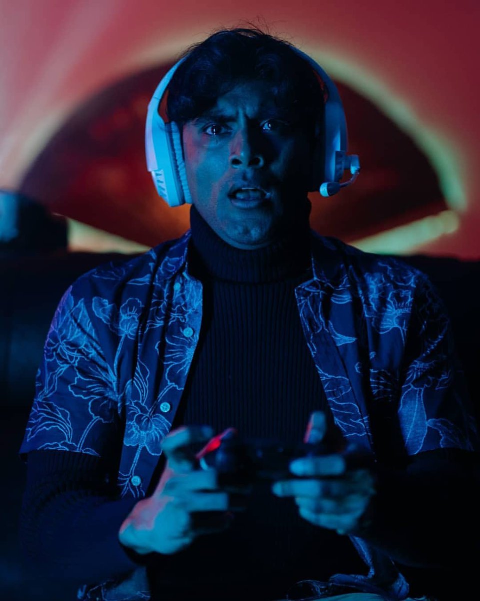 praneetakilla's tweet image. L.A. film fam! A short film I produced and acted in @MomVsMachine is having its LA premiere tonight at @HollyShorts film festival. 7:30 pm Tonight at @ChineseTheatres as part of the Short SciFi category. Tickets here: hollyshorts2022.eventive.org/films/62eeeeb2… #hollyshorts