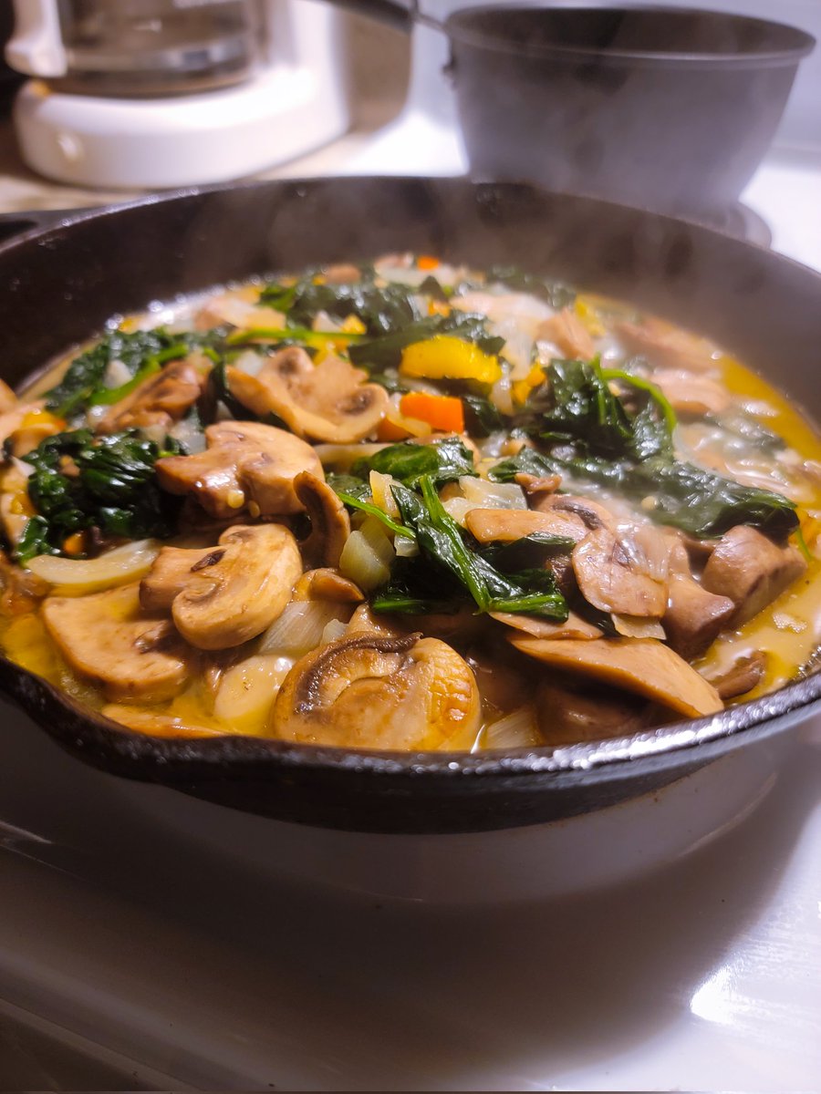 CrowBeautiful's tweet image. Women &amp;amp; girls are underrepresented in rooms of political &amp;amp; economic power &amp;amp; overrepresented in poverty, while barriers from gender-based violence &amp;amp; lack of political and economic opportunities, to laws that hold women to a different standard block the path to progress #foodie