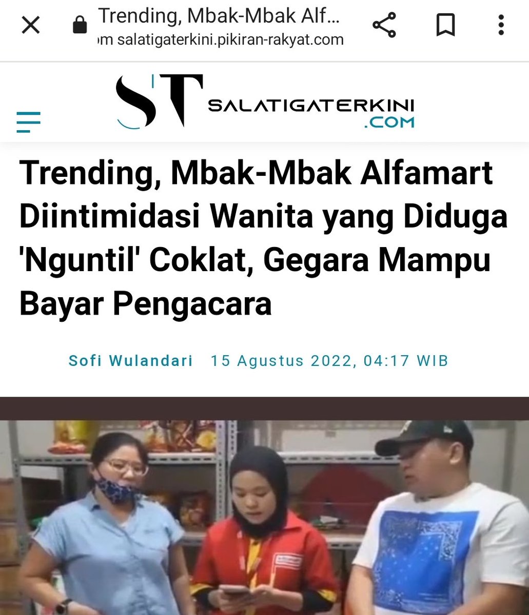 Kasir Alfamart berhasil gagalkan wanita pengutil coklat saat masuk ke Mercedes Benz, namun krn videonya tersebar, giliran si pengutil &amp; pengacaranya berhasil paksa kasir meminta maaf. Potret bagaimana yg kaya mampu tekan yg miskin, meski penjahat sebenarnya adalah si pengutil 👀