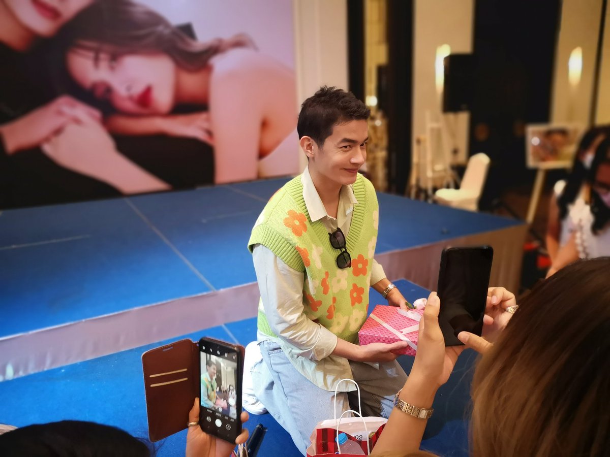 SithapanV's tweet photo. เหล่ #puenxchippyexclusivefanmeet https://t.co/1GovcQv4dk