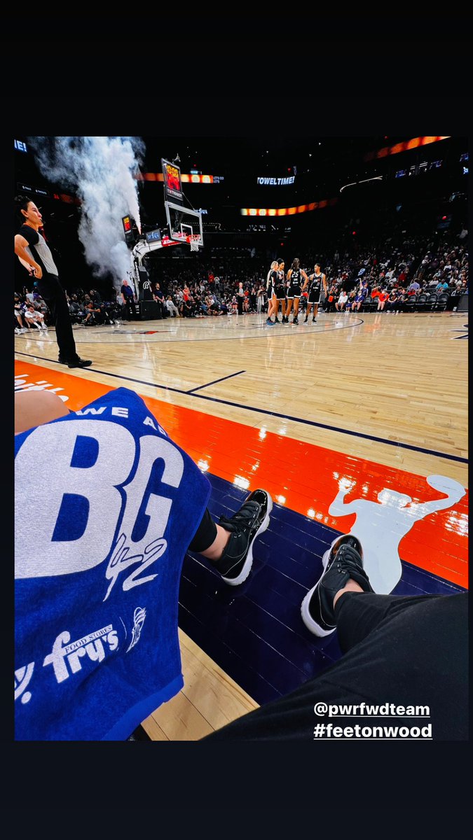 JMilly32's tweet photo. @PhoenixMercury @chicagosky @PWRFWDteam https://t.co/xUfrC16nUU