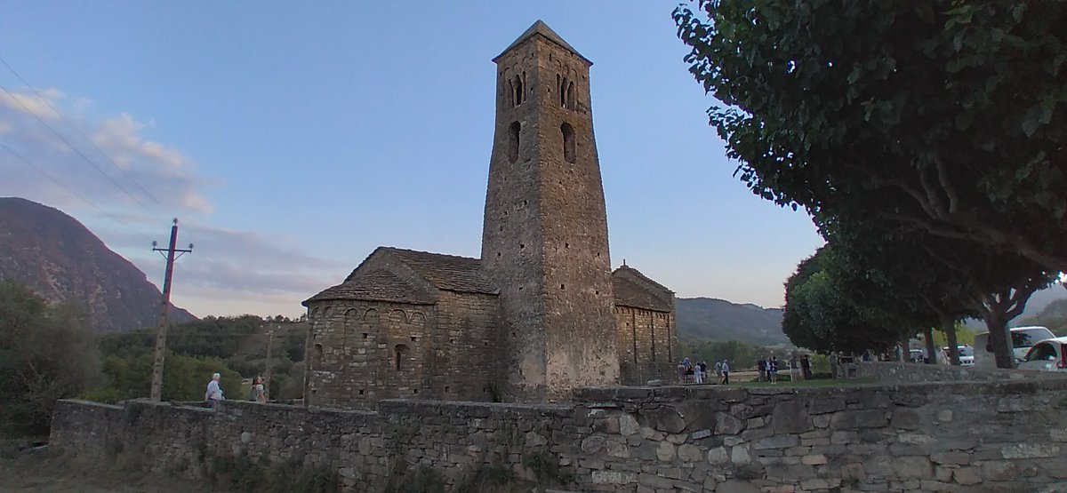 Un bon concert de <a href="/InfoTrifolium/">TRIFOLIUM</a> dins el <a href="/Festival_FeMAP/">FeMAP</a> aquest diumenge a l'Església romànica de Sant Climent de Coll de Nargó sobre l'apoteosi del contrapunt. S'han pogut escoltar obres de Palestrina, Mozart, Bach i Purcell entre altres.