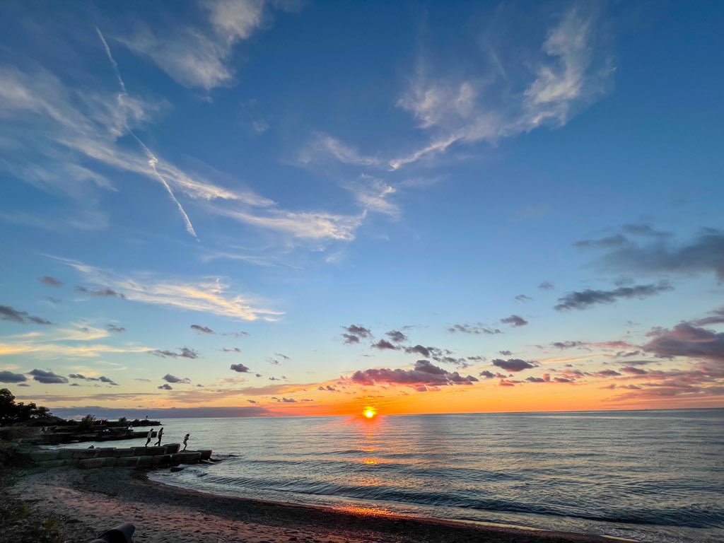 erayers7818's tweet photo. @BraydenCreation Beach close to our house. Sunset 8-9-22 ☺️ https://t.co/SmyrgyA61n