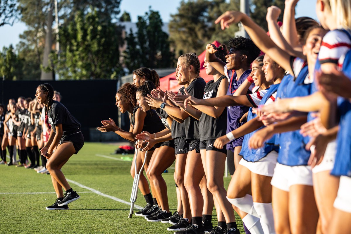 CSUNWSoccer's tweet photo. Some of the sights from last night's exhibition vs. Santa Clara

📸 @WillPhotography https://t.co/Jm8FYTABPl
