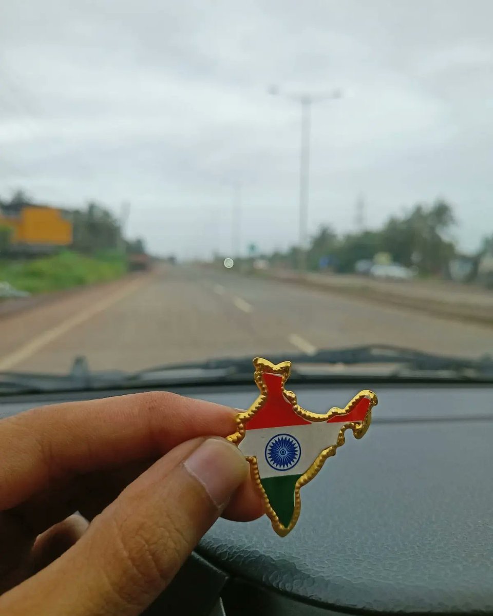 NormanCFernand1's tweet photo. From a commonwealth colony to one of the most influential countries in the world, what a journey for India over 75years of Freedom! Jai Hind! Bharat Mata ki Jai! Happy Independence Day to all my fellow Indian brothers and sisters. 
#IndependenceDay2022 
#HarGharTirangaCampaign https://t.co/ev0wqC9o55