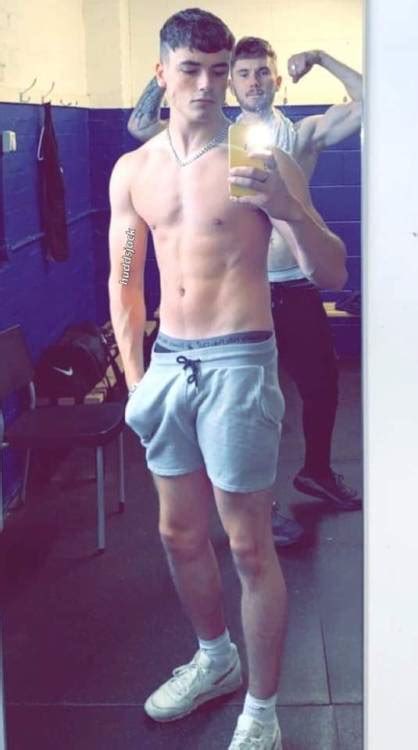 Speedos Lad on Twitter: "RT @johnxxx75953999: 🥵🥵🥵🥵"