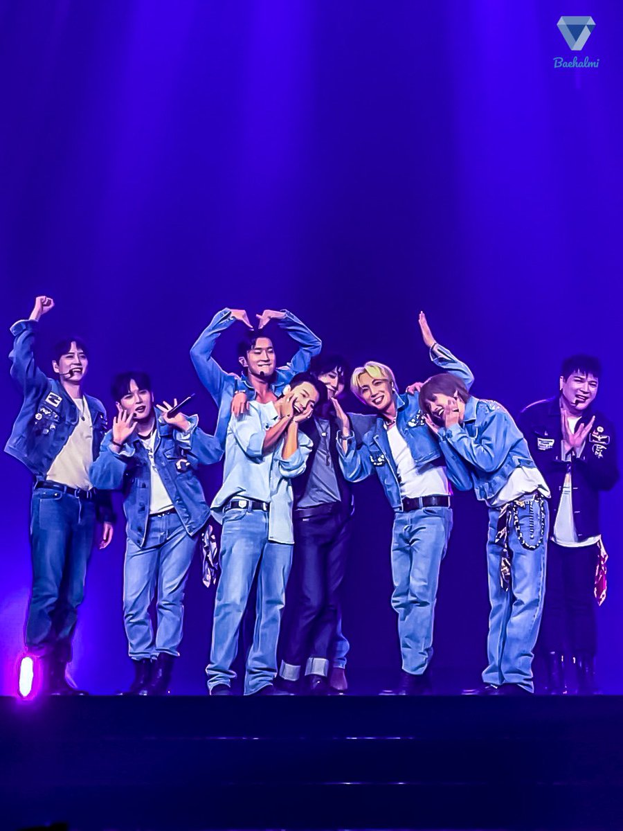오늘따라 그냥 보고싶어서 그래 💙 #슈퍼주니어 #슈퍼쇼9 #superjunior #SUPERSHOW9
