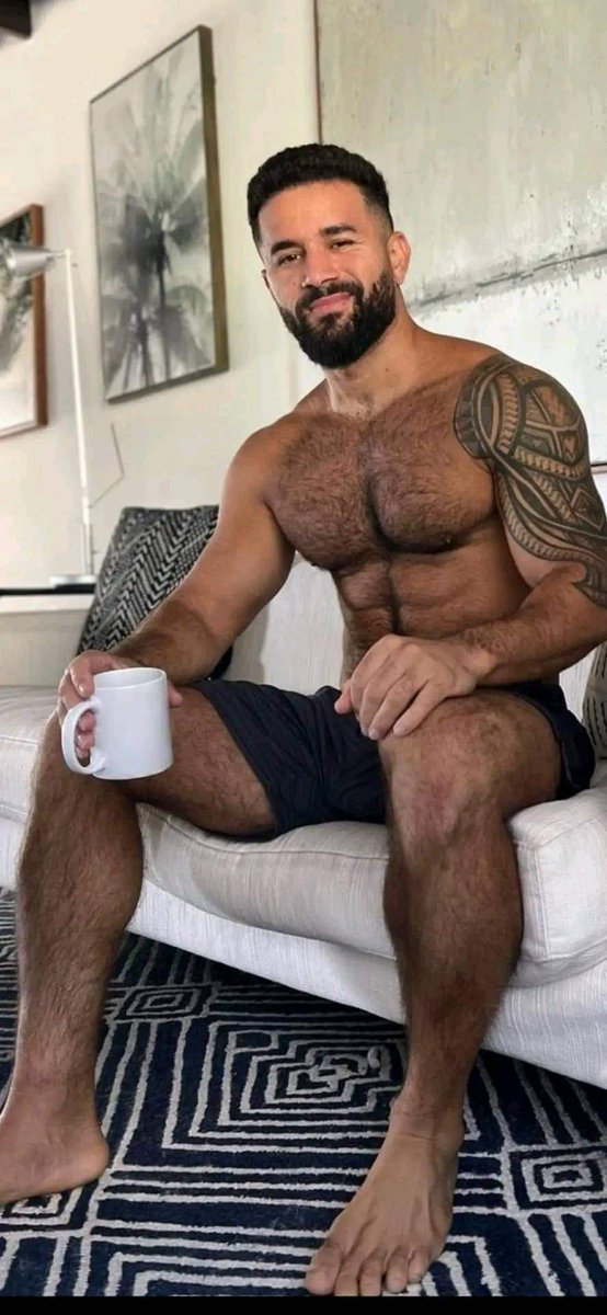 charlestigger's tweet photo. Oh yes it's coffee time... https://t.co/mzxVh2jbZe