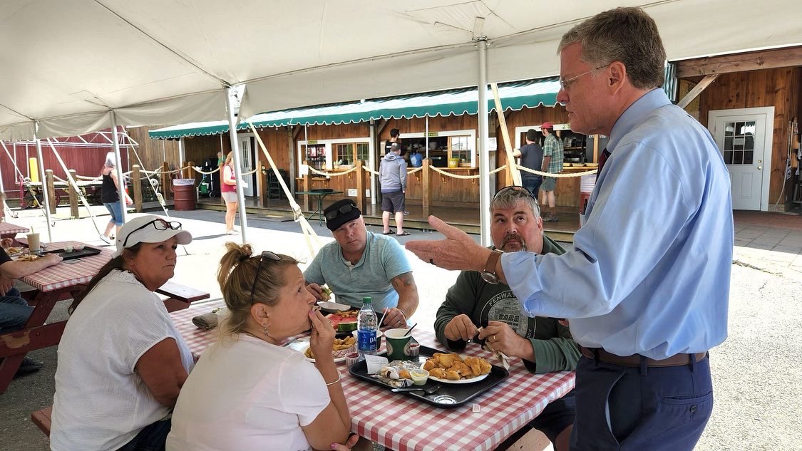 chrisforma's tweet photo. Hard not to gain weight while campaigning across the state at delicious homemade ice cream farm stands like @kimballfarmlancaster! Shout out to 100 new friends we met today.
#mapoli #kimballfarm https://t.co/LtrEeay2F9